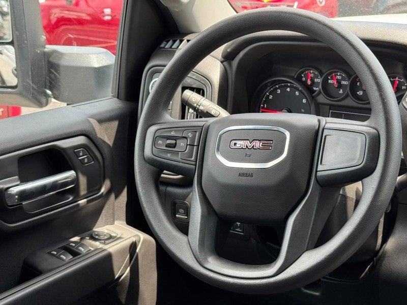 2025 GMC Sierra 3500 HD Pro