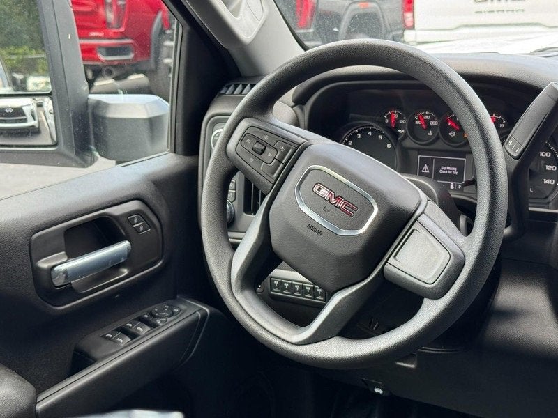 2025 GMC Sierra 3500 HD Pro