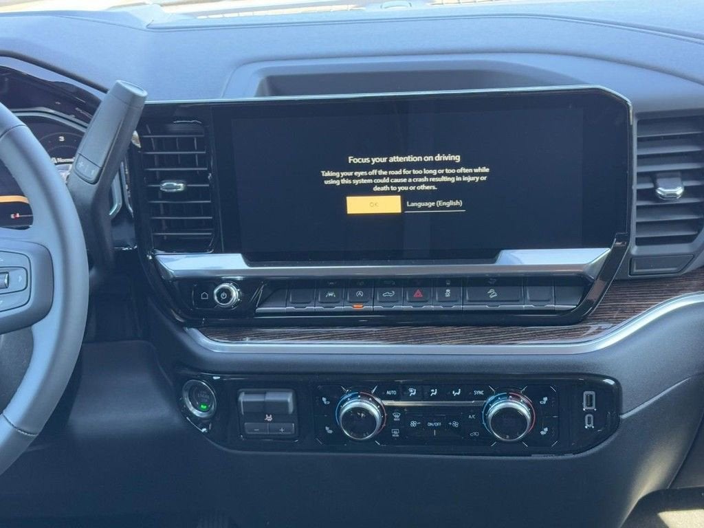 2026 GMC Sierra 1500 SLE