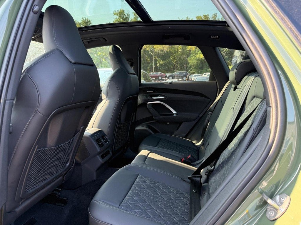 2026 Audi SQ5 Premium Plus