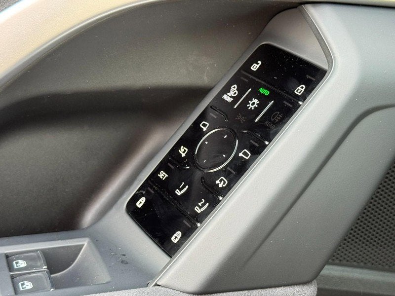 2025 Audi SQ5 Premium Plus