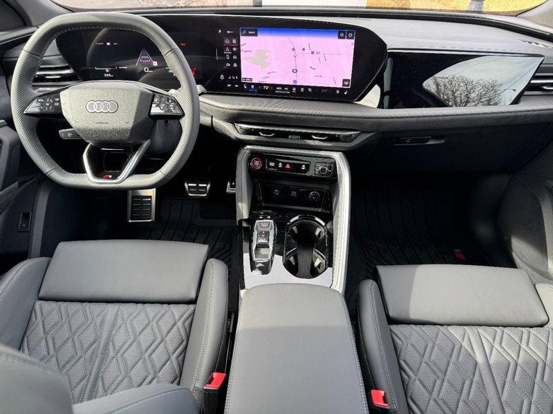 2025 Audi SQ5 Premium Plus