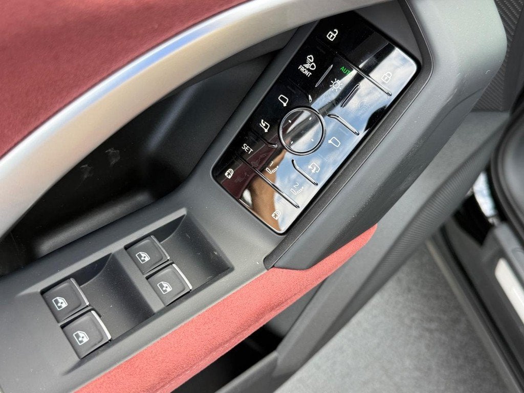 2026 Audi SQ5 Premium Plus
