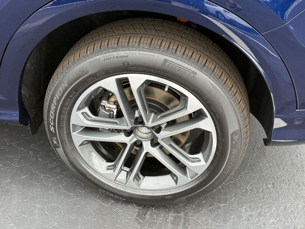 2026 Audi Q5 Premium Plus