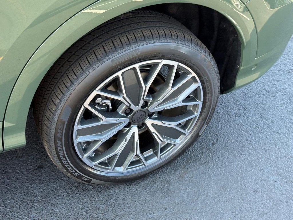 2026 Audi Q5 Premium Plus