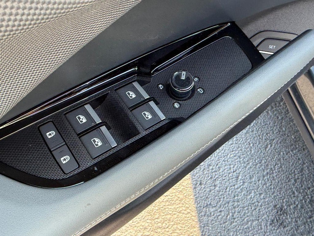 2026 Audi Q3 S line