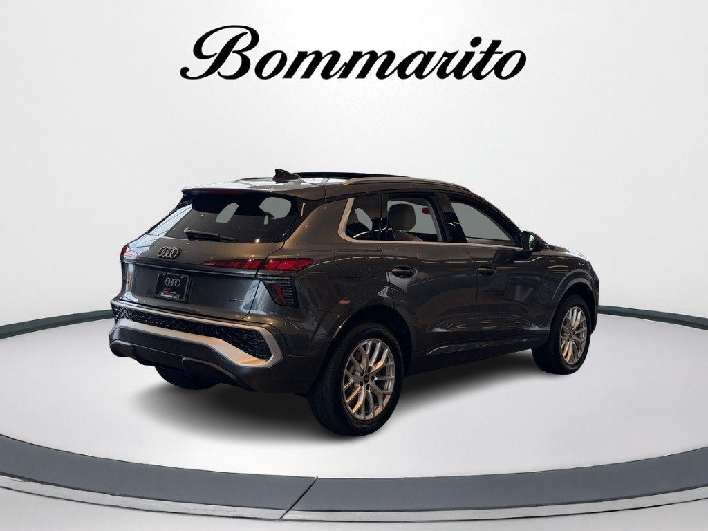 2026 Audi Q3 S line