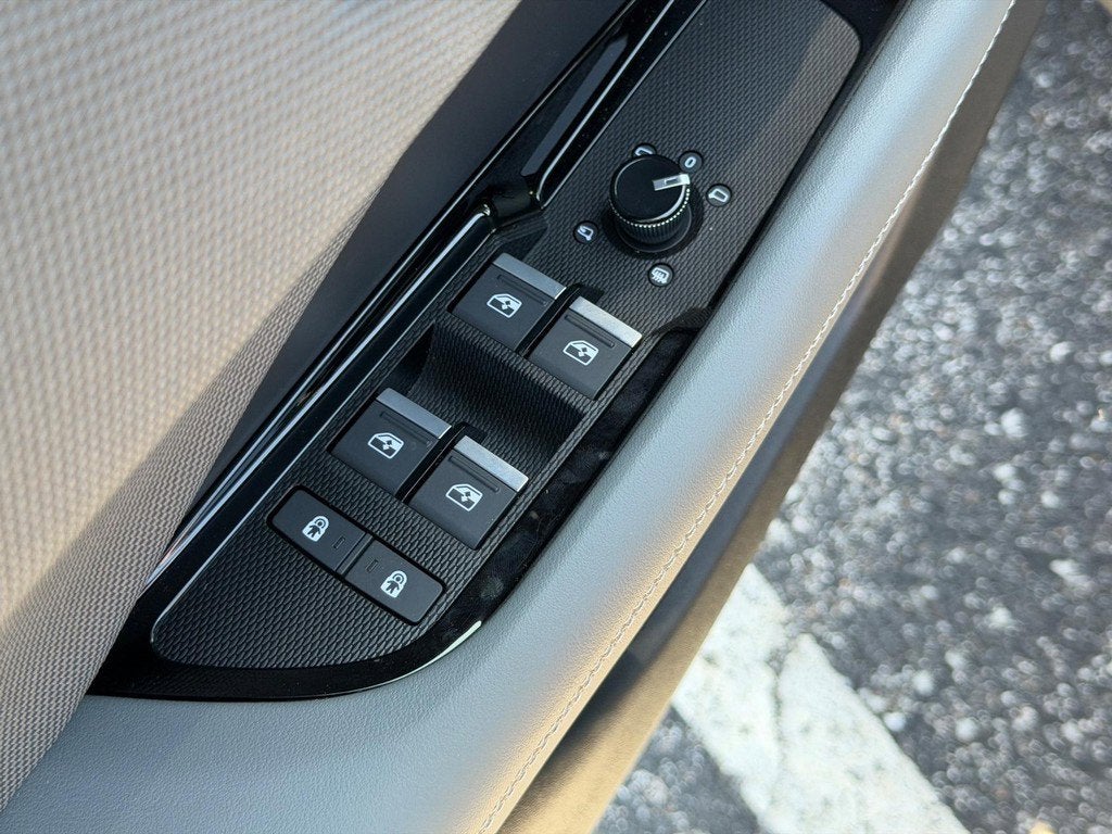 2026 Audi Q3 S line
