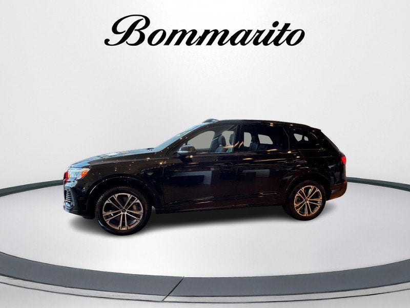 2026 Audi Q7 Premium