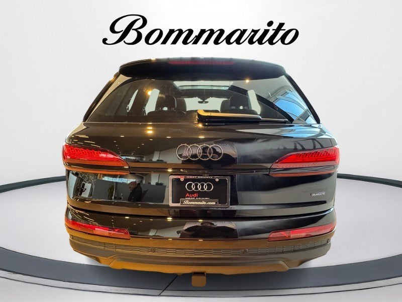 2026 Audi Q7 Premium