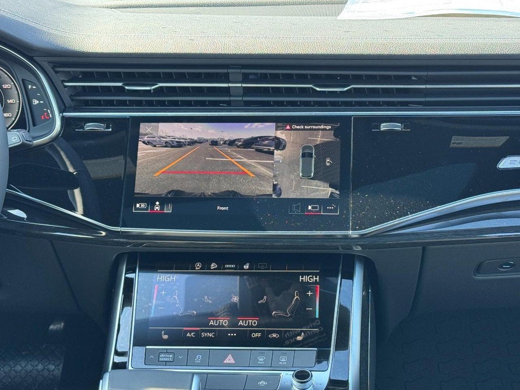 2026 Audi Q7 Premium