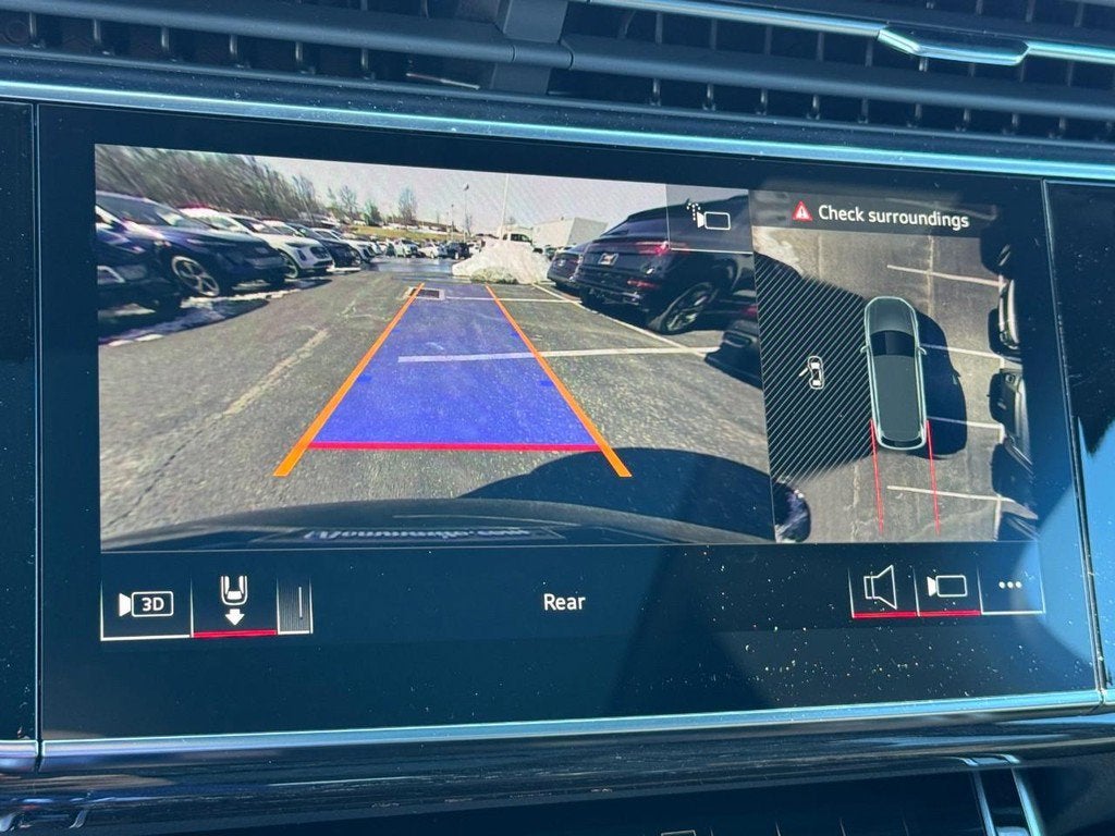 2026 Audi Q7 Premium