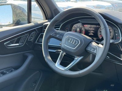 2026 Audi Q7 Premium