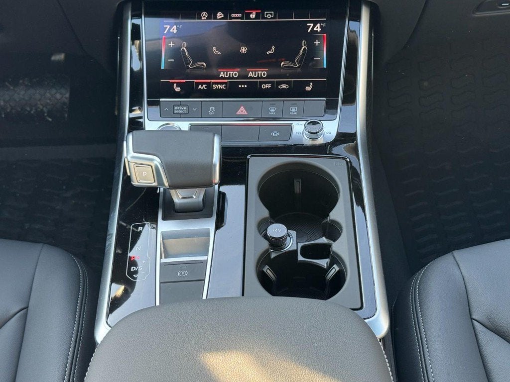 2026 Audi Q7 Premium
