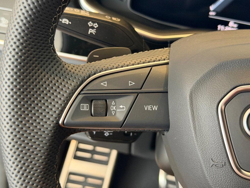 2026 Audi SQ8 Premium Plus