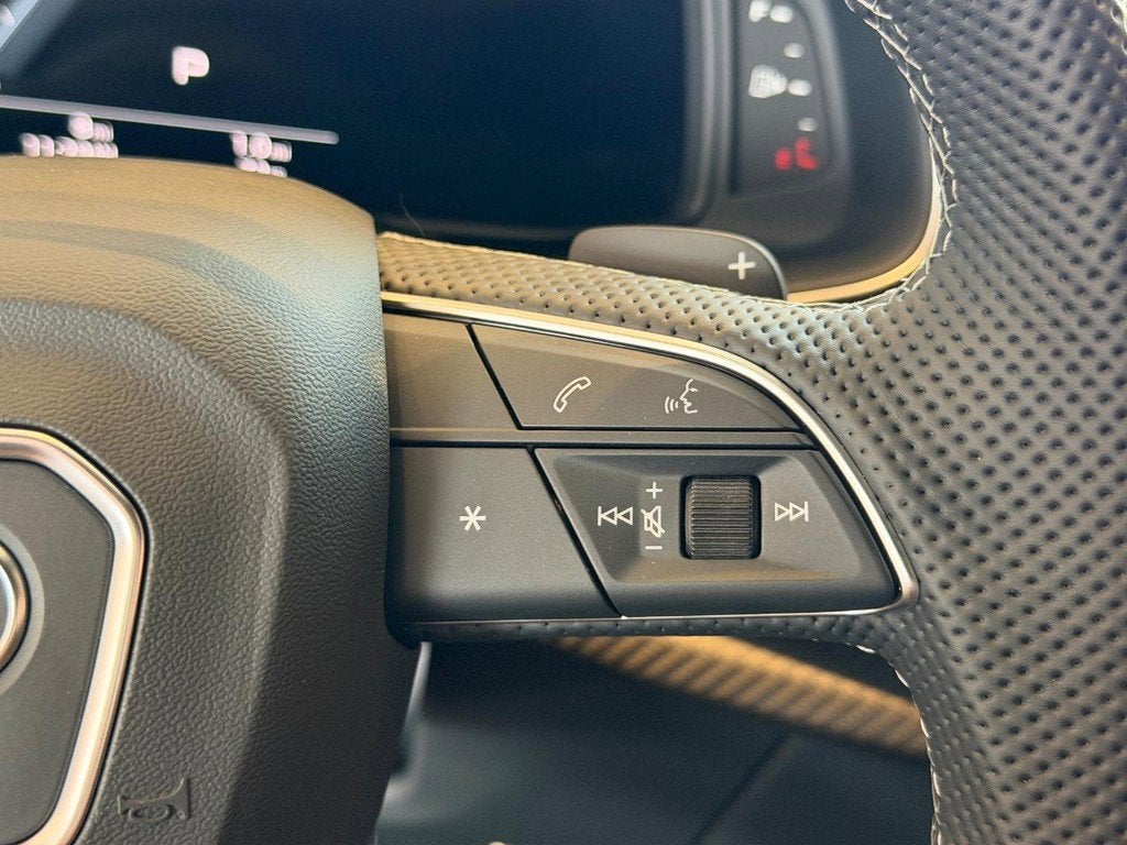 2026 Audi SQ8 Premium Plus