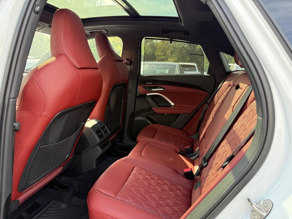 2026 Audi SQ5 Sportback Prestige