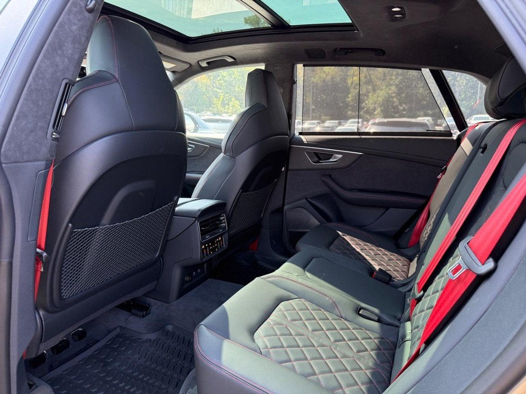 2027 Audi SQ8 Prestige