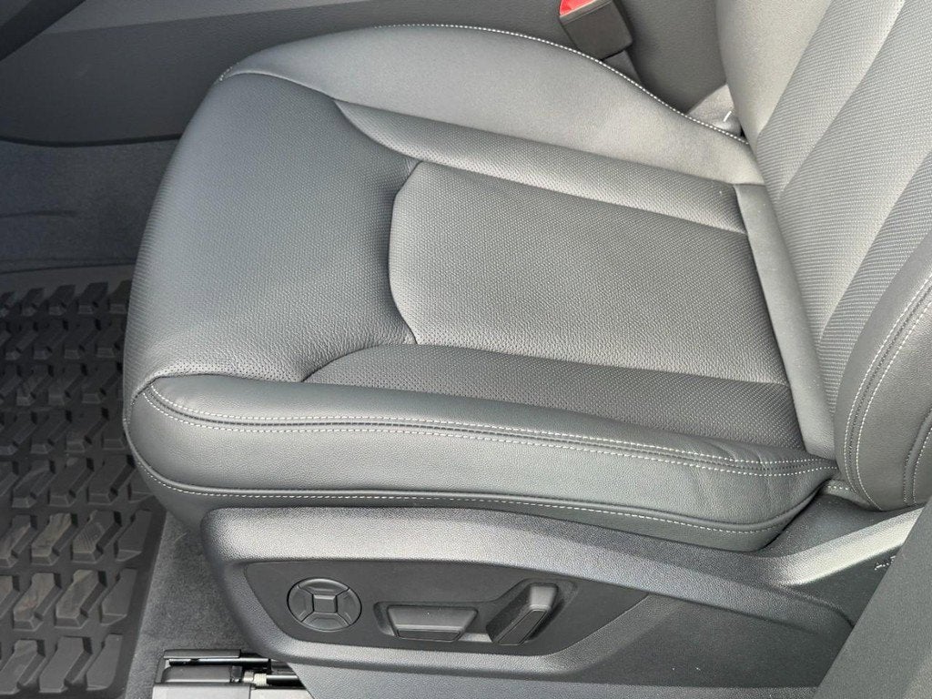 2026 Audi Q8 Premium Plus