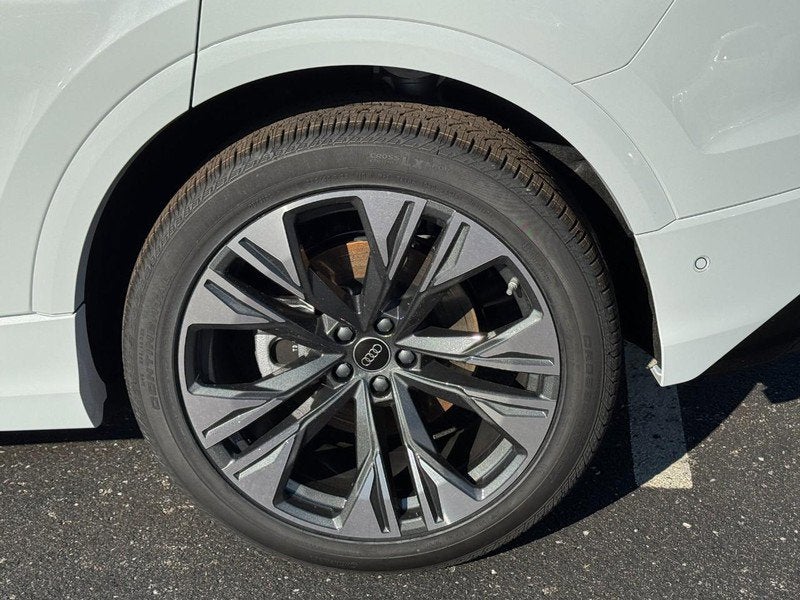 2026 Audi Q8 Premium Plus