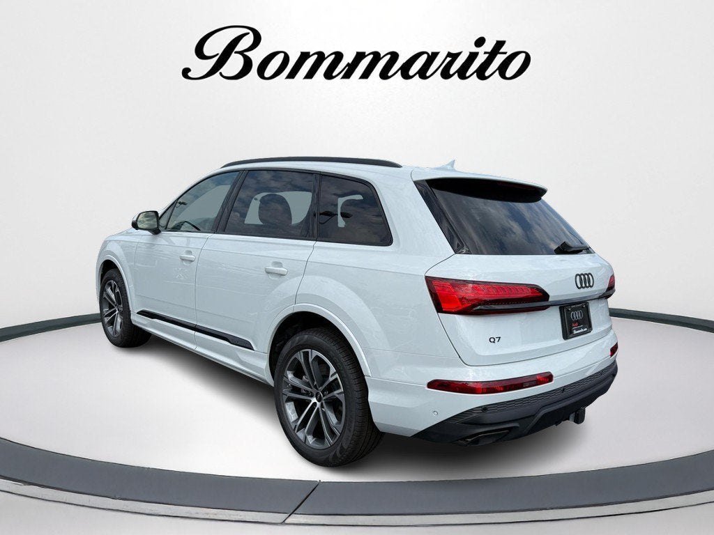 2026 Audi Q7 Premium Plus