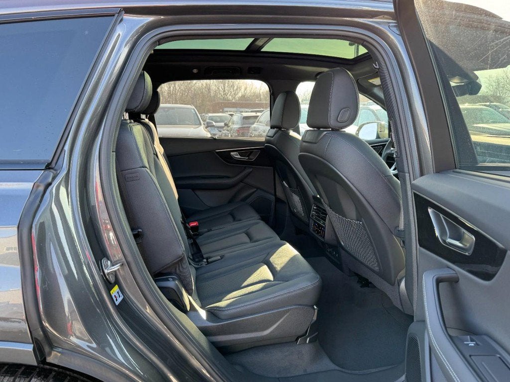 2026 Audi Q7 Premium Plus