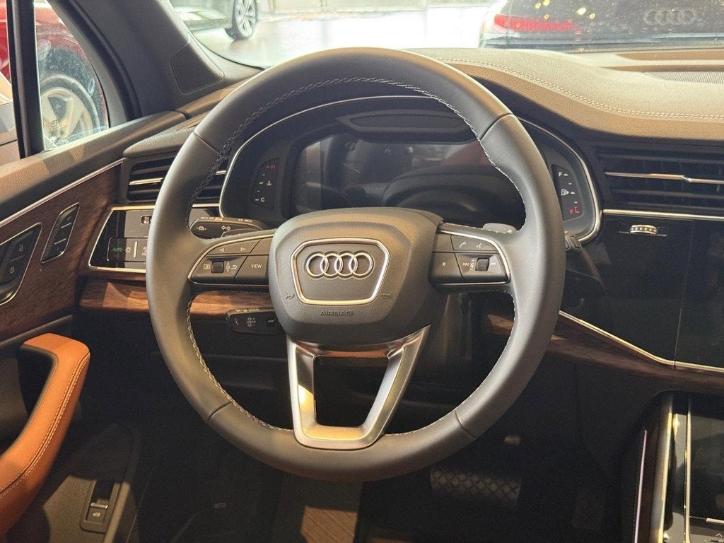 2026 Audi Q7 Premium Plus
