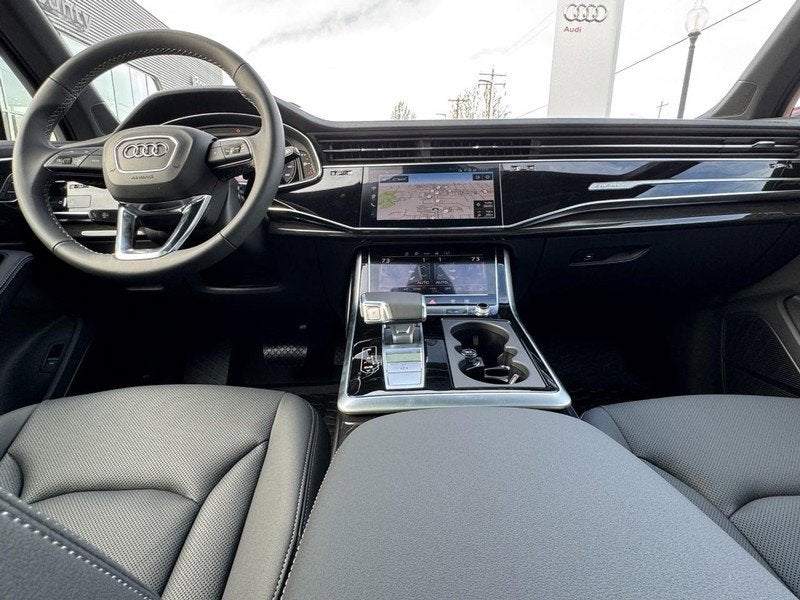 2026 Audi Q7 Premium Plus