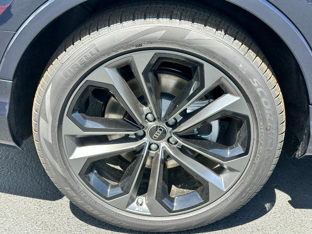 2026 Audi Q7 S line Premium Plus