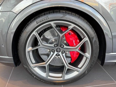 2025 Audi RS Q8 performance