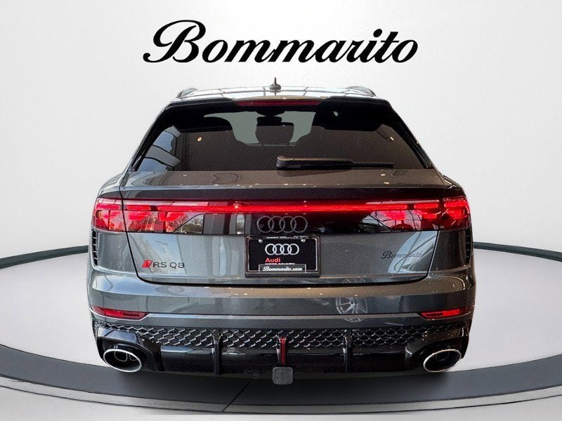 2025 Audi RS Q8 performance