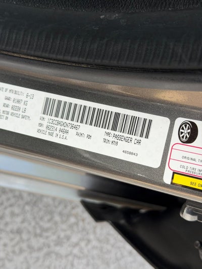 2013 Chrysler 200 4dr Sdn LX