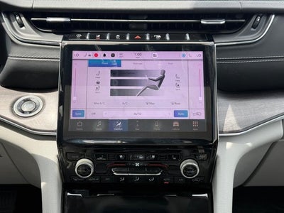 2022 Jeep Grand Cherokee L Overland 4x4