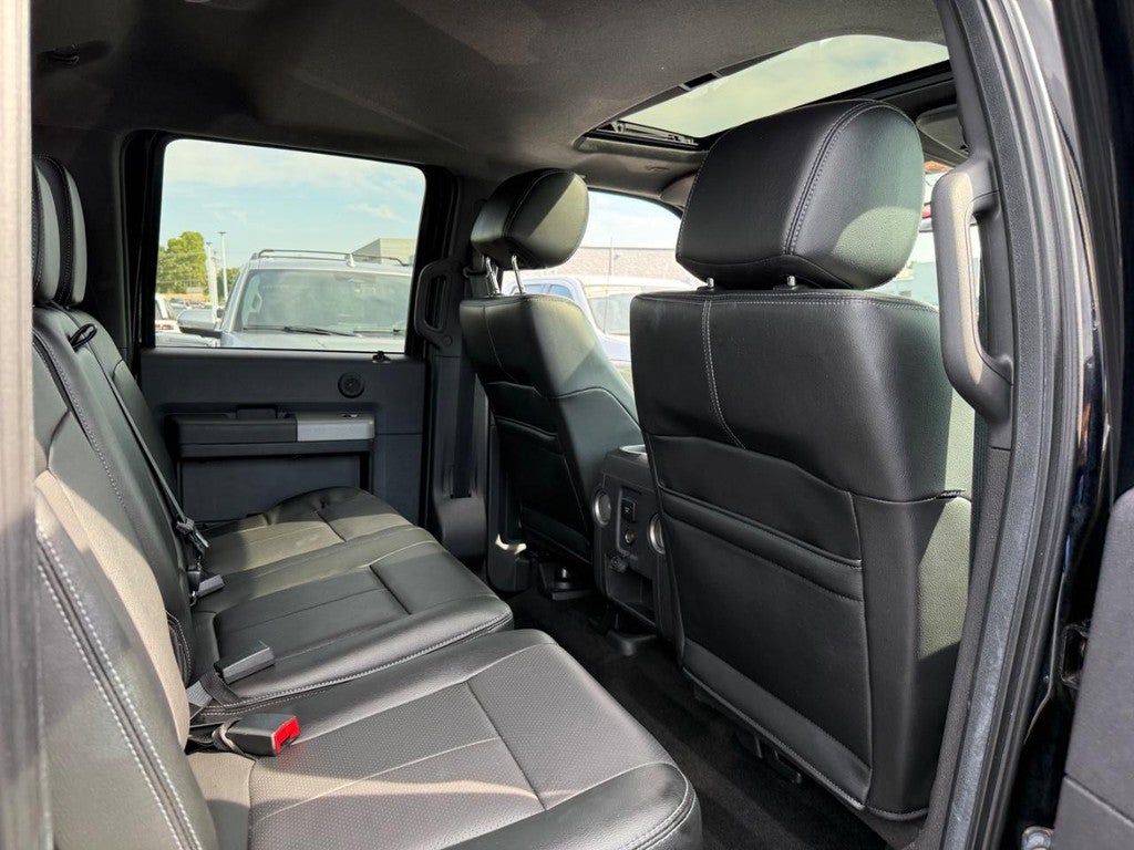 2016 Ford Super Duty F-350 SRW 4WD Crew Cab 156" Lariat