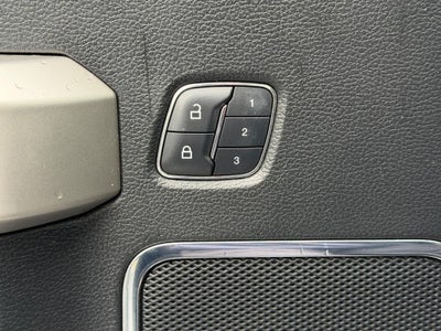 2015 Ford F-150 4WD SuperCrew 145" Lariat