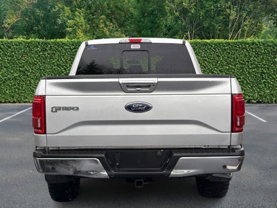 2015 Ford F-150 4WD SuperCrew 145" Lariat