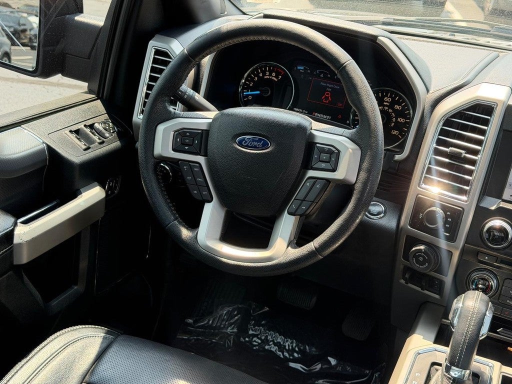 2016 Ford F-150 4WD SuperCrew 145" Lariat