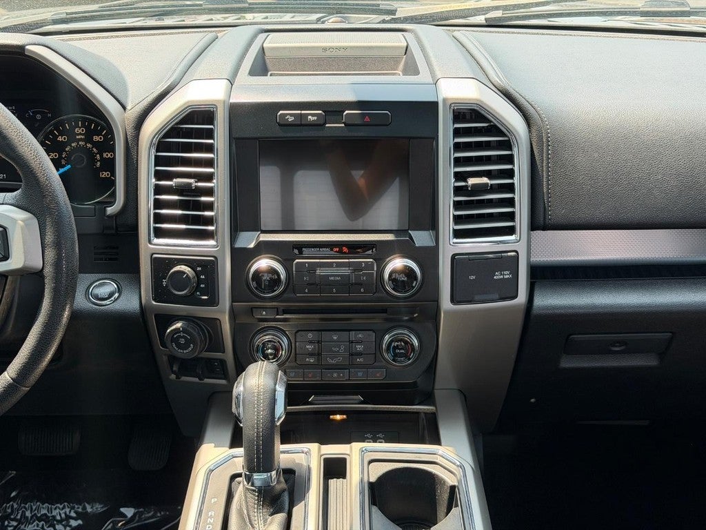 2016 Ford F-150 4WD SuperCrew 145" Lariat