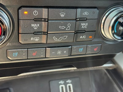 2016 Ford F-150 4WD SuperCrew 145" Lariat