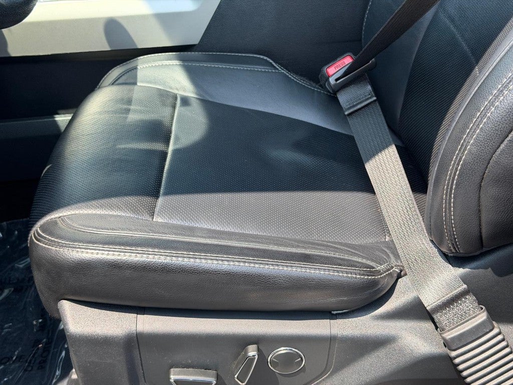2016 Ford F-150 4WD SuperCrew 145" Lariat