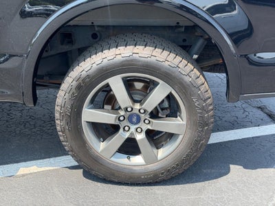 2016 Ford F-150 4WD SuperCrew 145" Lariat