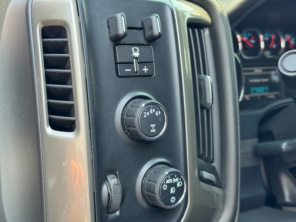 2018 Chevrolet Silverado 2500HD 4WD Crew Cab 153.7" LTZ