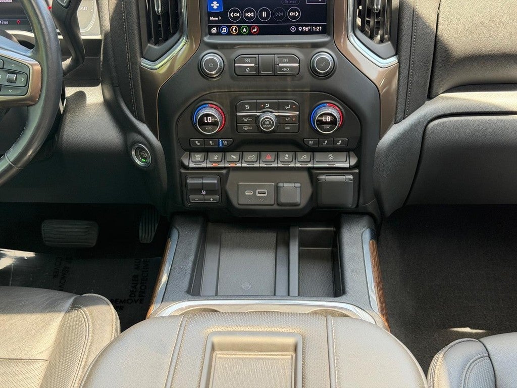 2020 Chevrolet Silverado 2500HD 4WD Crew Cab 159" High Country