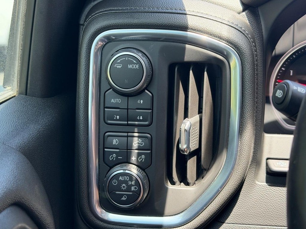 2020 Chevrolet Silverado 2500HD 4WD Crew Cab 159" High Country