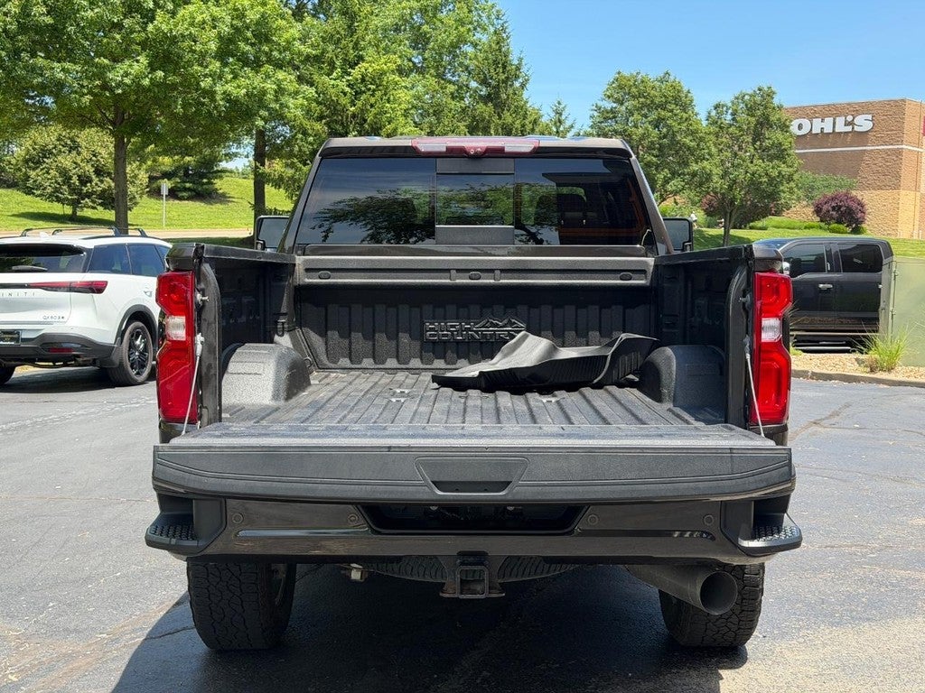 2020 Chevrolet Silverado 2500HD 4WD Crew Cab 159" High Country