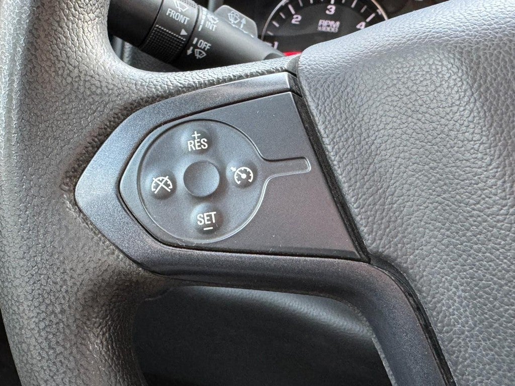 2016 Chevrolet Silverado 1500 4WD Reg Cab 133.0" LS