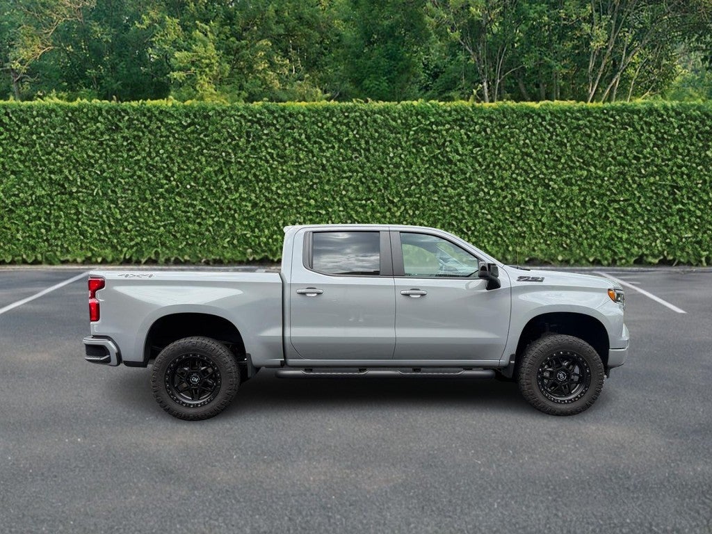 2024 Chevrolet Silverado 1500 4WD Crew Cab 147" RST