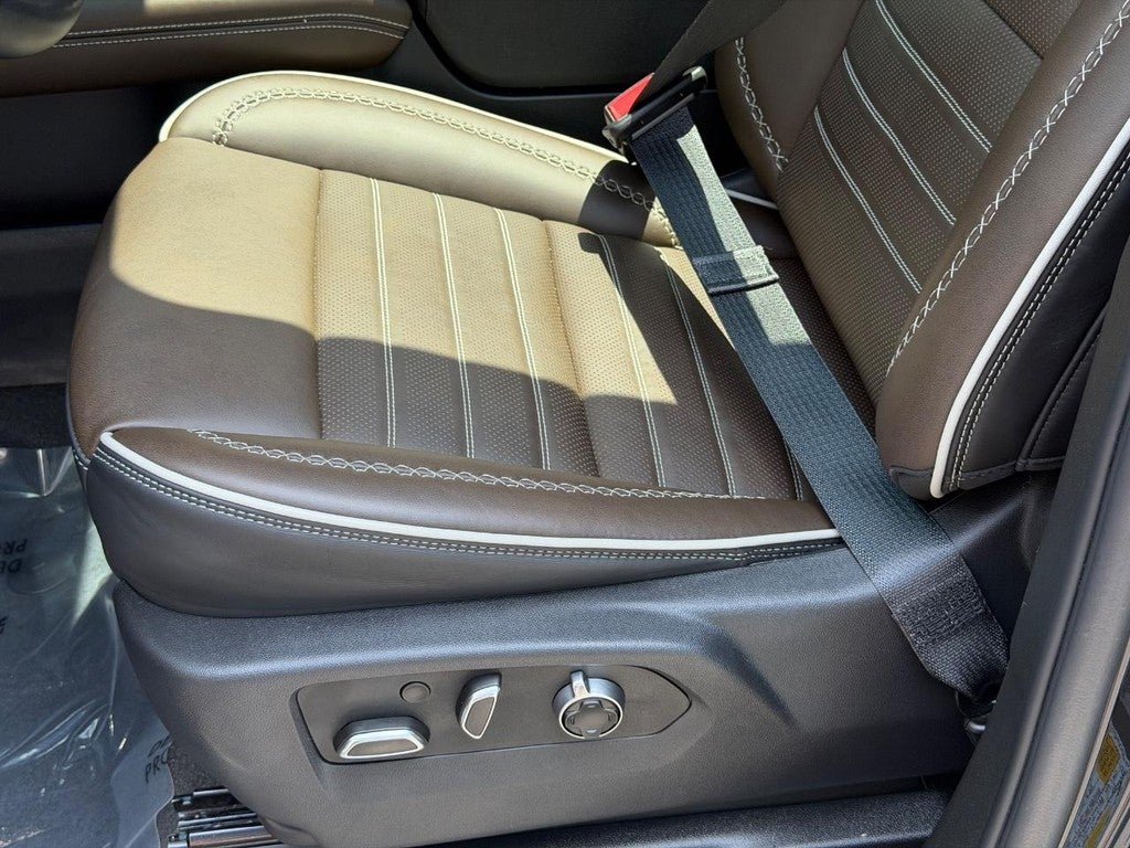 2025 GMC Yukon 4WD 4dr Denali Ultimate