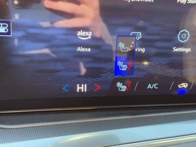 2025 Chevrolet Suburban 4WD 4dr RST