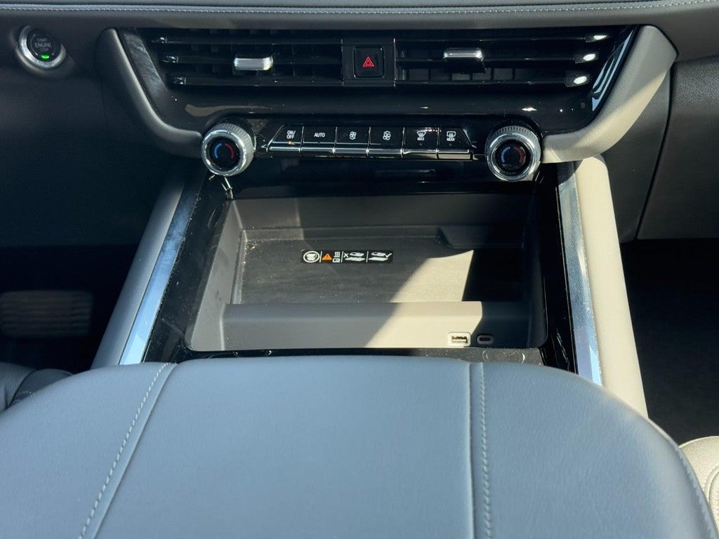 2025 Chevrolet Tahoe 4WD 4dr LT